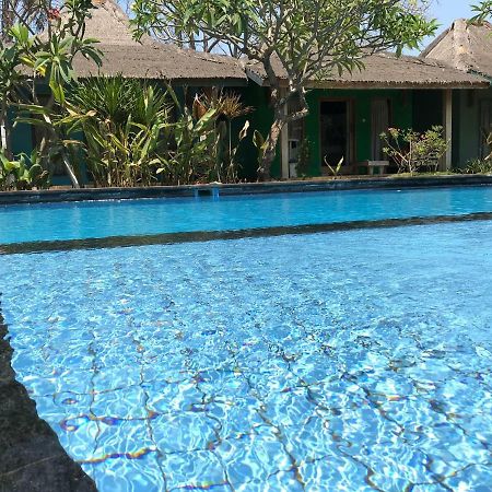 Maha Putri Bungalows Quần đảo Gili Ngoại thất bức ảnh