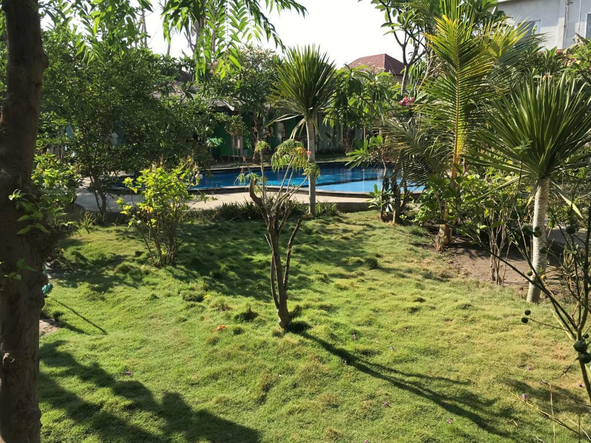 Maha Putri Bungalows Quần đảo Gili Ngoại thất bức ảnh